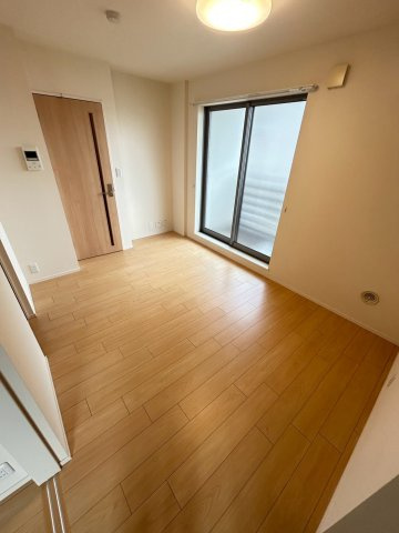 LOOP RESIDENCE