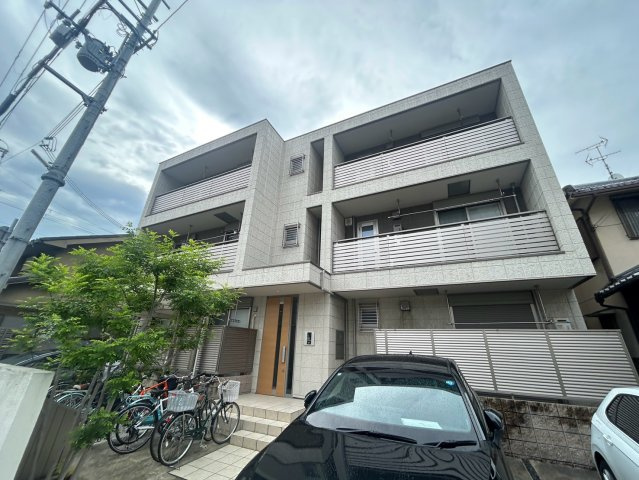 LOOP RESIDENCE