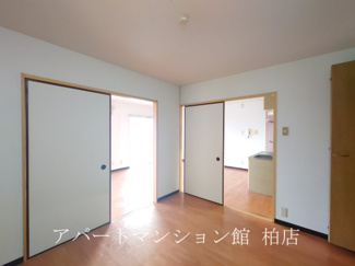 【洋室】 | デイズ・ガーデン  | ※別号室参考写真です ※現況優先