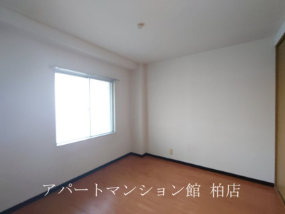 【洋室】 | デイズ・ガーデン  | ※別号室参考写真です ※現況優先