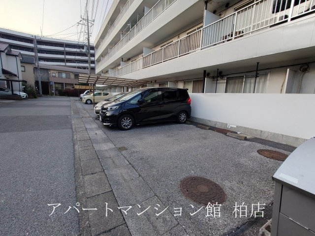 デイズ・ガーデン の駐車場|※別号室参考写真です ※現況優先
