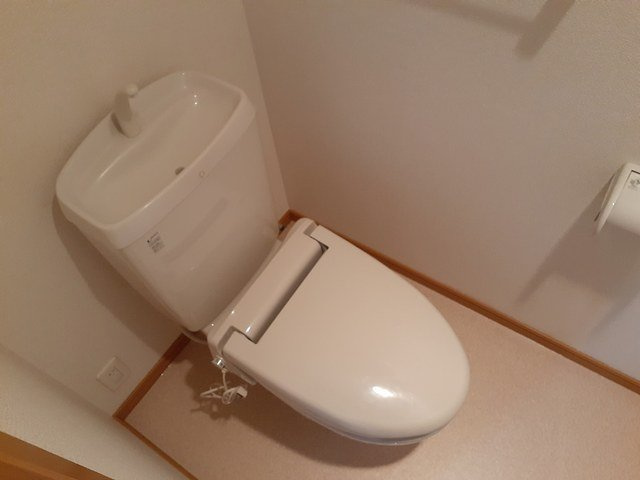 グランポート泉のトイレ|ゆったりとした空間のトイレです