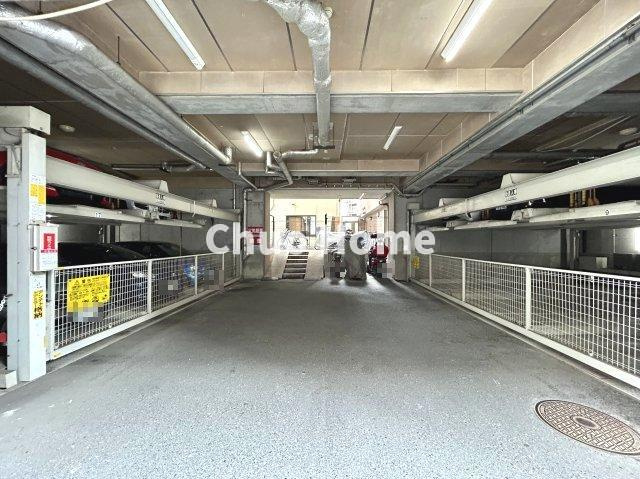 クリオ三ノ輪壱番館の駐車場|【敷地内駐車場】最新の空き状況や費用などの詳細は担当スタッフまでお問い合わせください。