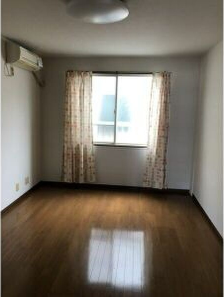 K-HOUSE 2002