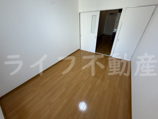 大宝 小阪本町ロイヤルハイツの居間・リビング