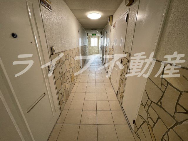 大宝 小阪本町ロイヤルハイツのロビー
