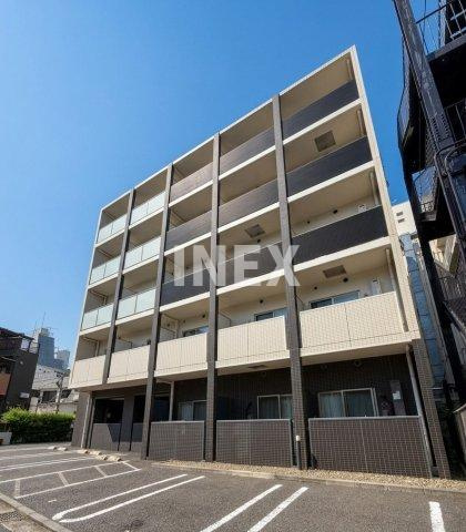 横浜市神奈川区上反町２丁目の賃貸マンションの外観