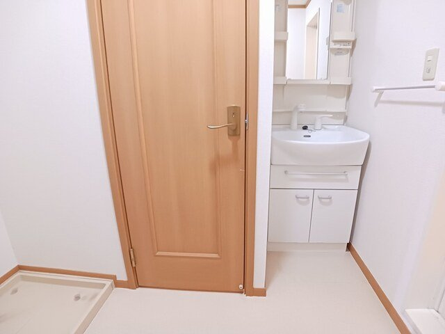 【洗面所】 | グレイスフルフィールドⅡ | 使いやすい洗面所です