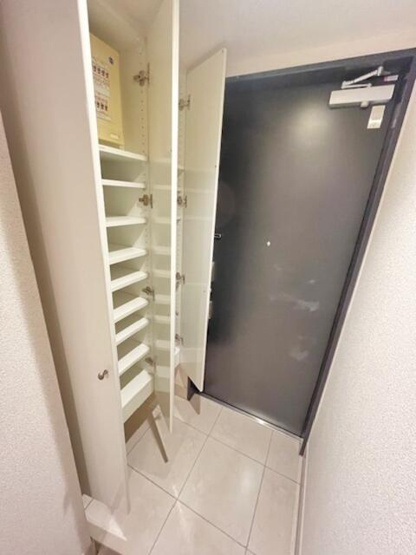 【玄関】