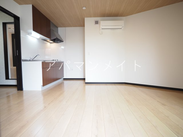 【寝室】 | 広ーいお部屋です！