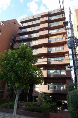 【外観】 | サンメゾン与力 | 周辺に商業施設充実！ 四季折々楽しめる 大川沿い遊歩道も徒歩圏内♪