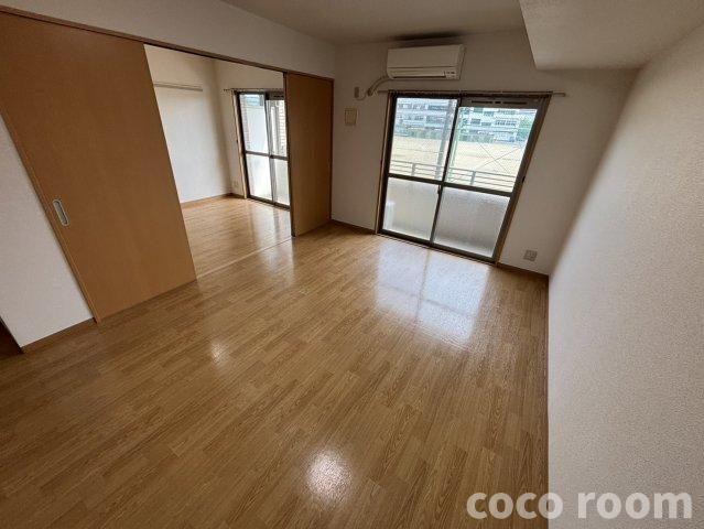シェーンの居間・リビング