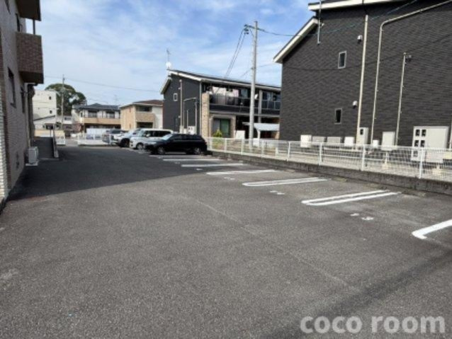 シェーンの駐車場