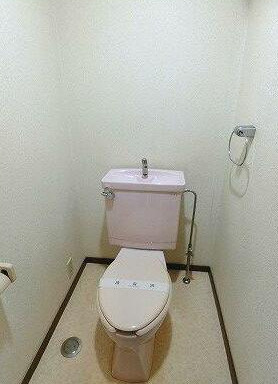 木崎台マンションのトイレ|落ち着いた色調のトイレです（参考写真です）