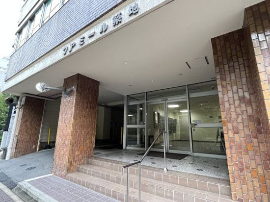 ファミール築地のエントランス|エントランスです
