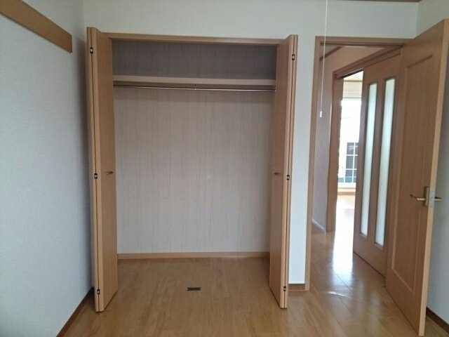 ＥＳＳＥＸ　ＣＯＵＲＴの収納