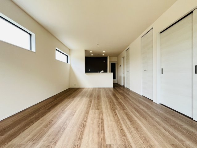 東海市養父町八王子60-2『仲介手数料無料』新築一戸建て・建売の居間・リビング