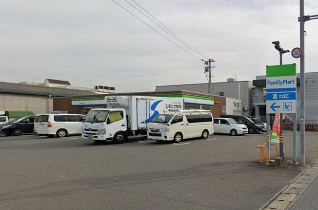  | D-ROOM五十川 | ファミリーマート博多諸岡三丁目店（451ｍ）