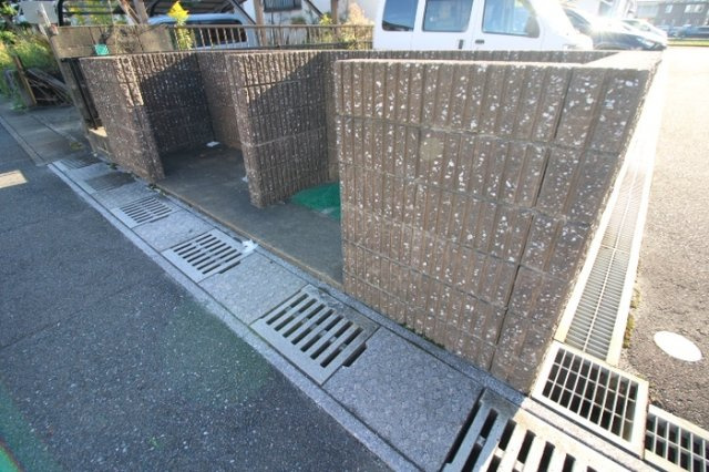  | ボヌール藤 | ゴミ置場