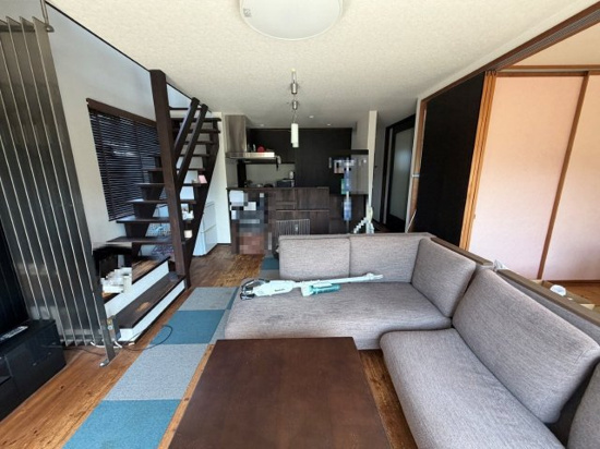 北見市錦町１５３番地２　中古売家の居間・リビング
