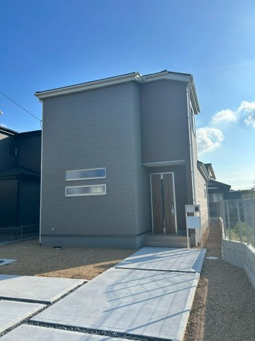 リーブルガーデン丸亀市川西町南１号棟