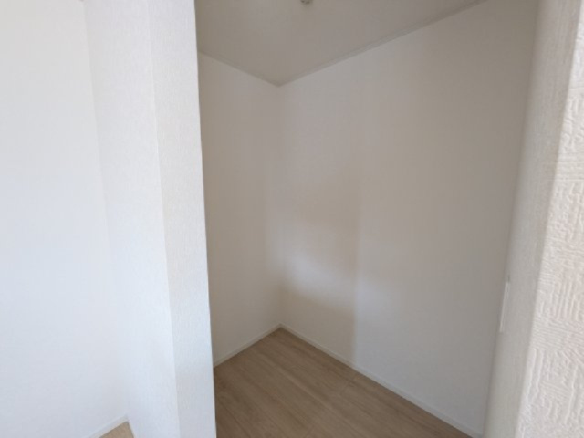 常総市本石下　第12　新築戸建て　３号棟の収納|大容量のウォークインクローゼット