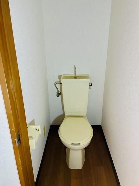 江戸川区上篠崎４丁目のアパートのトイレ
