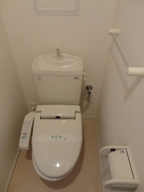 ラポール西大島　イーストのトイレ