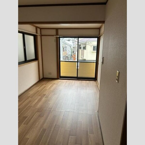 西尻池1丁目戸建貸家の居間・リビング