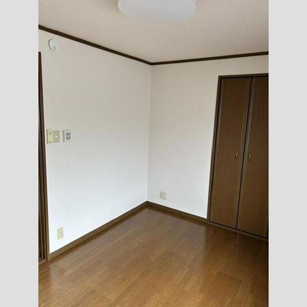 西尻池1丁目戸建貸家の収納