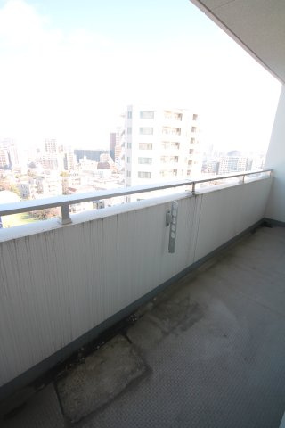 【バルコニー】