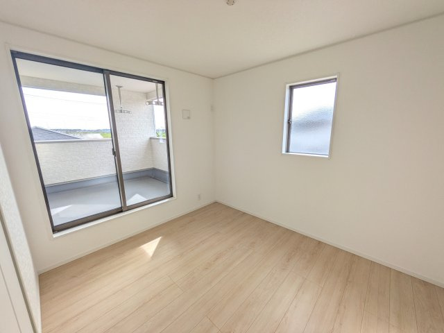 常総市本石下　第12　新築戸建て　8号棟の洋室