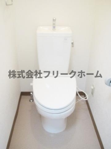 小金井市桜町１丁目の賃貸マンションのトイレ