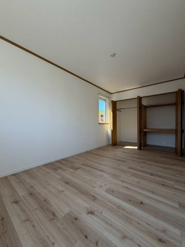屯田9条11丁目の洋室