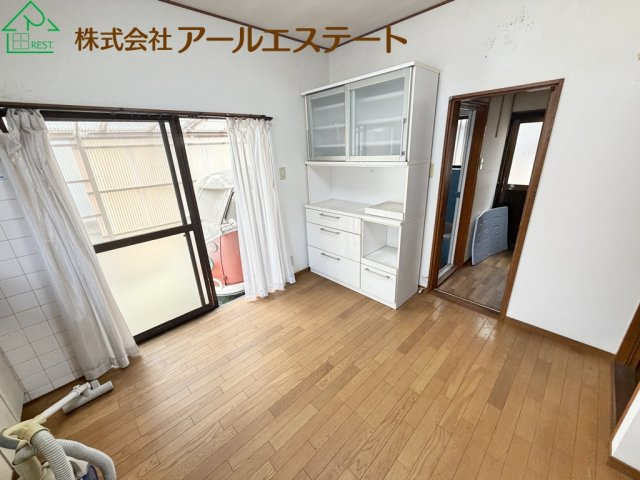 加古川市野口町坂井　  山陽電鉄「別府駅」徒歩13分の居間・リビング
