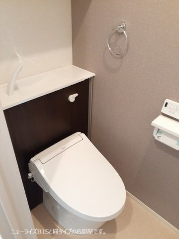 【トイレ】 | クラール倉治Ａ | 清潔感のあるトイレです