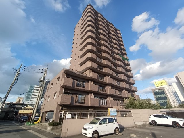 イトーピア豊田マンションの外観