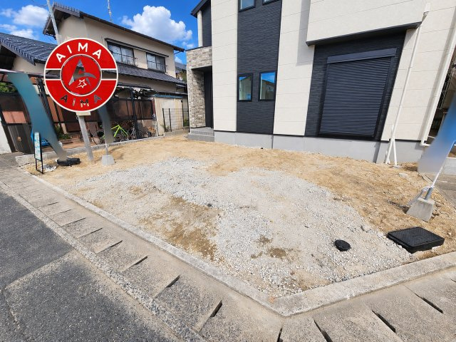 福岡市西区泉3丁目第3-1棟（1号棟）の外観|広々した駐車場です。