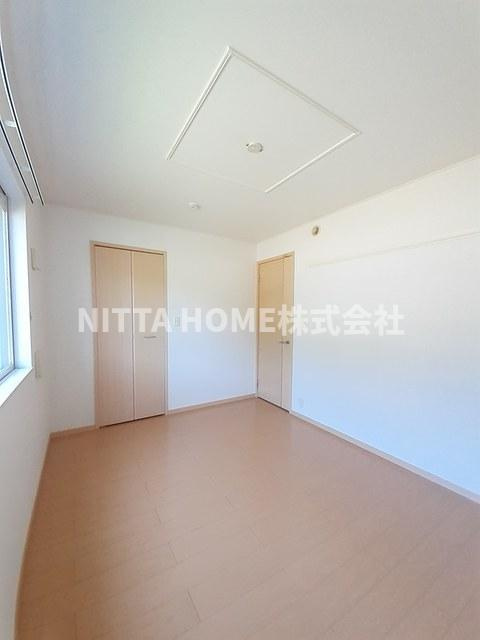朝来市和田山町枚田岡のアパートの内装|６帖の洋室が２部屋あります★