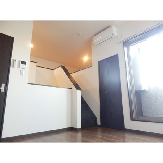 【内装】Creo庄内通七番館