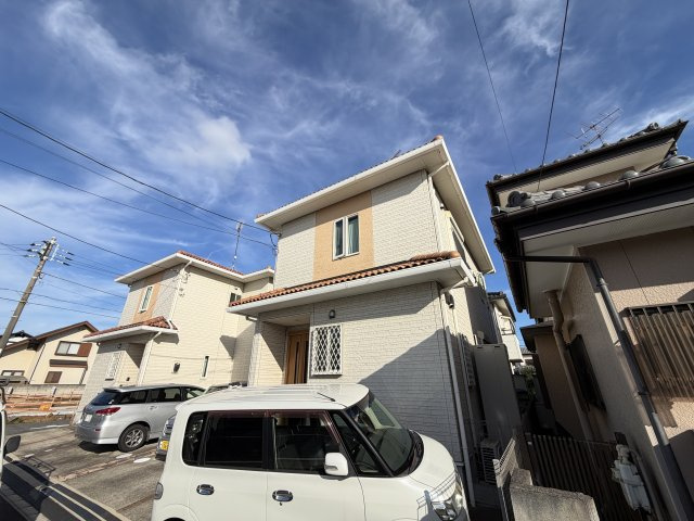 小倉台貸家の外観