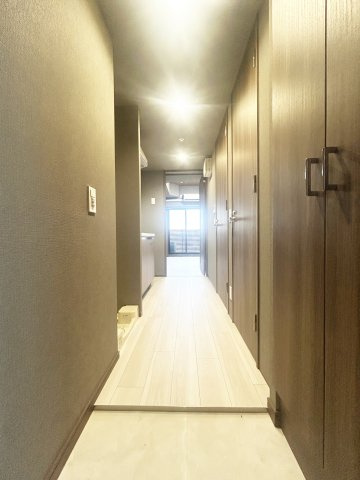 メイクスWアート浅間町の玄関