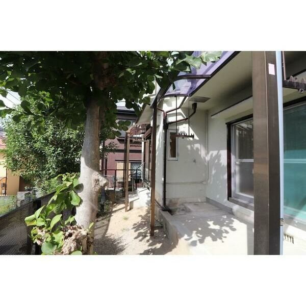 桜ケ丘戸建ての庭