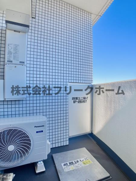武蔵野市御殿山１丁目の賃貸マンションのバルコニー