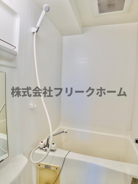 武蔵野市御殿山１丁目の賃貸マンションの浴室