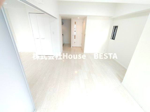 S-RESIDENCE神戸元町の洋室