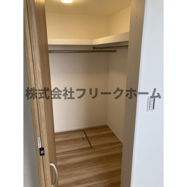 武蔵野市西久保２丁目のアパートの収納