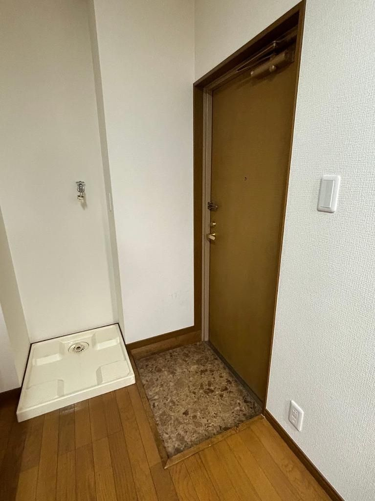 セントゥレ十条Ⅱの玄関