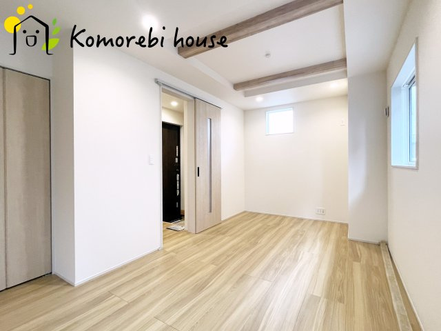 さいたま市見沼区大和田町2丁目　7期　新築一戸建て　ブルーミングガーデン　01の居間・リビング|居間です