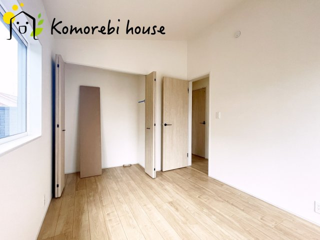 さいたま市見沼区大和田町2丁目　7期　新築一戸建て　ブルーミングガーデン　01の寝室|ゆとりの広さです